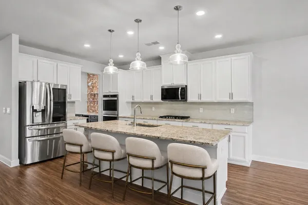 6505 TRAILWAY TRC