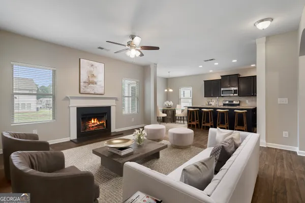 44 FORREST HILLS DR