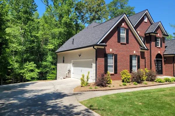 26 PARLOR CIR