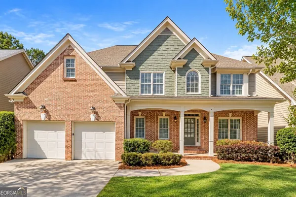 90 WHITEGRASS WAY