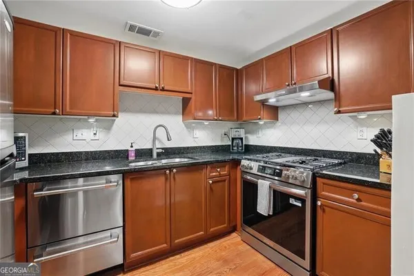 4254 RIVER GREEN DR 611