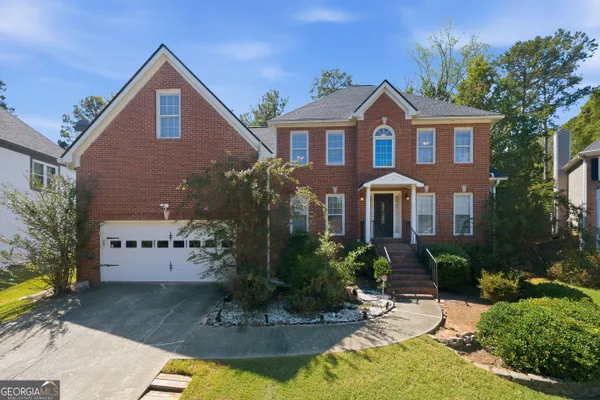 390 WILDWOOD LAKE CT
