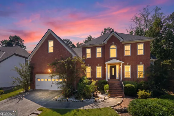 390 WILDWOOD LAKE CT