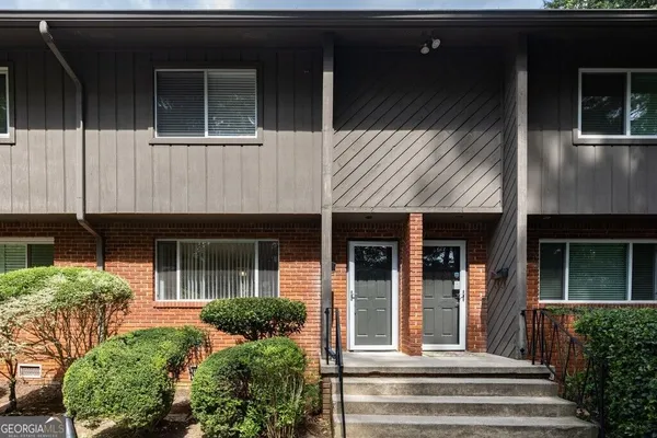 1604 BRIARCLIFF RD 2