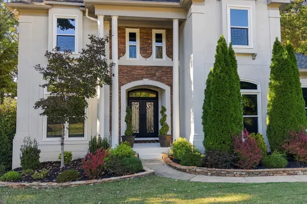 5925 MASTERS CLUB DR