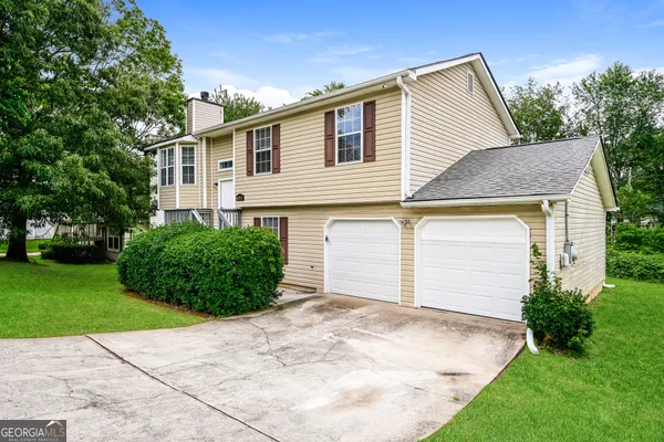6155 RALEIGH OAKS CT