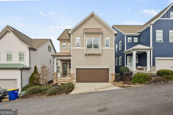 52 LATHHOUSE LN