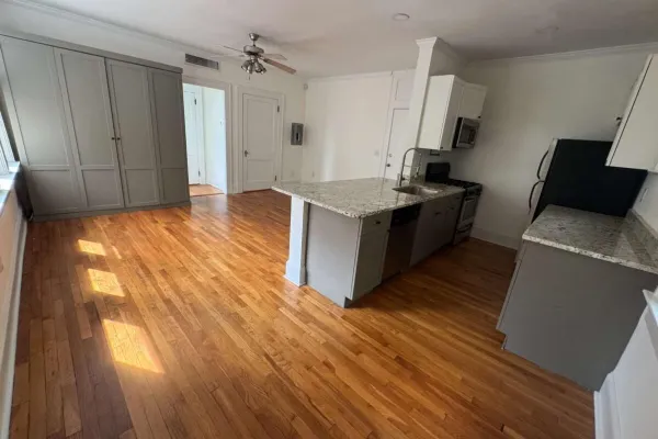 741 FREDERICA ST 23