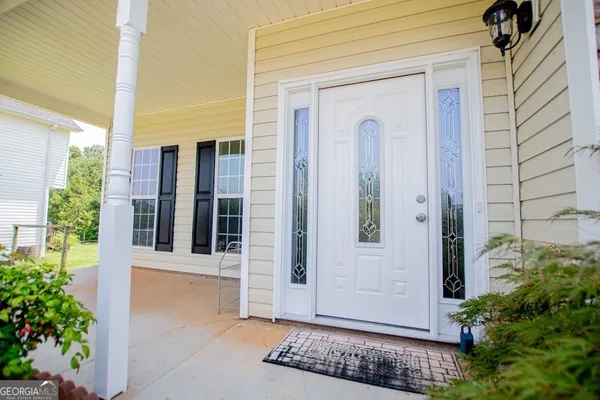 233 IVEY LAKE PKWY 2