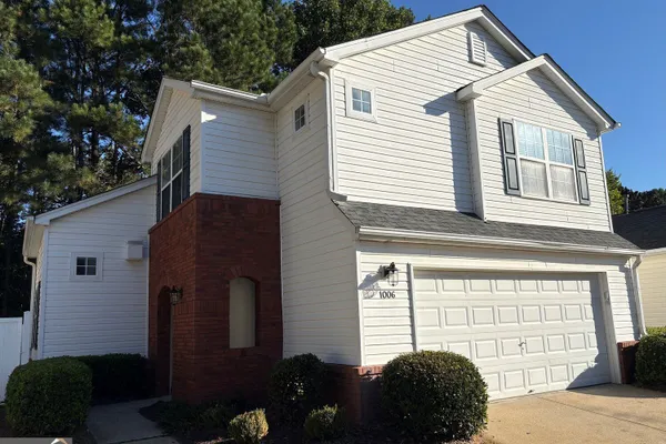 1006 STONECROFT LN