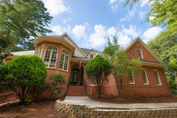401 STURDIVANT CT