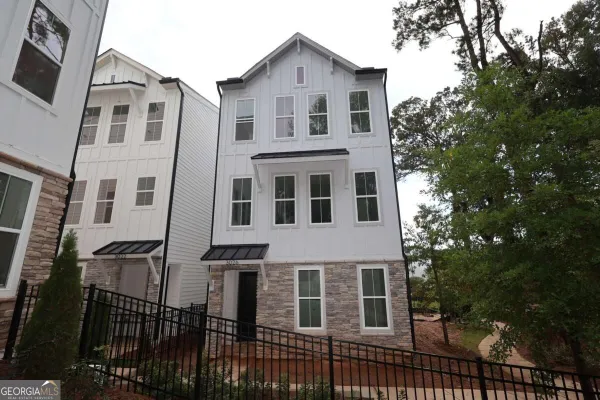 3026 GRECO PL