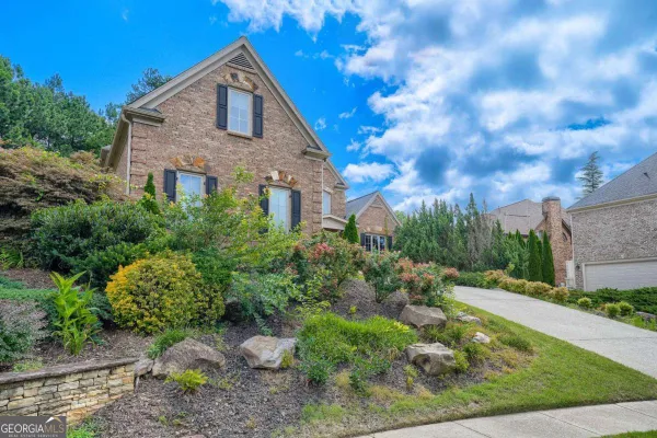 2195 ENCLAVE MILL DR