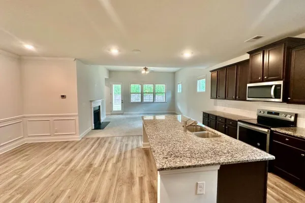 158 ROLLING HILLS PL