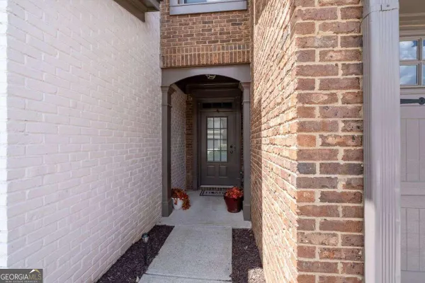 4922 BERKELEY OAK CIR