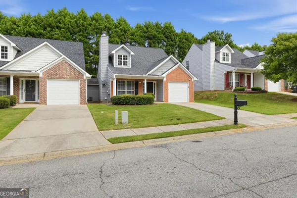4533 RAVENWOOD PL