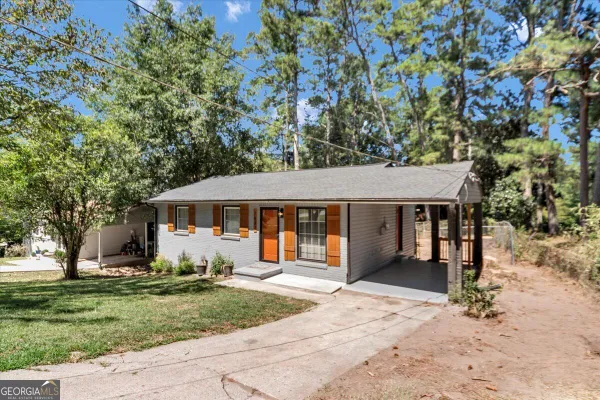 3683 FAIRLANE DR