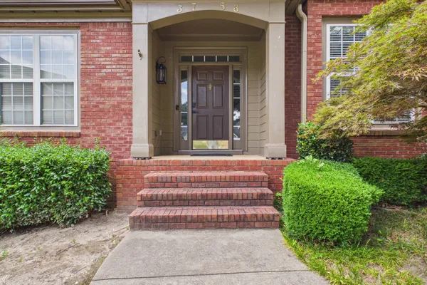 3756 GOLDEN IVE DR 1