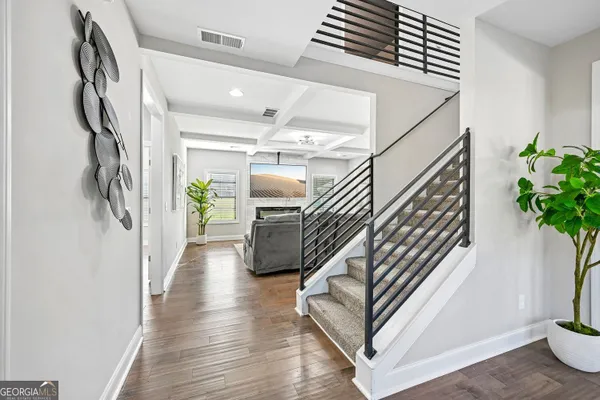 190 BARCELONA DR