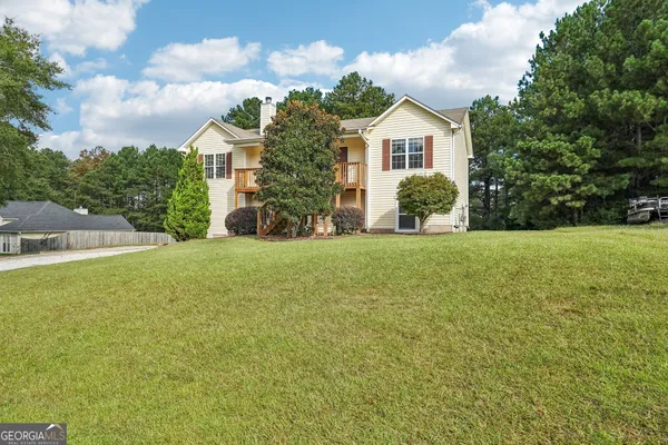 202 WHITE PINE LN