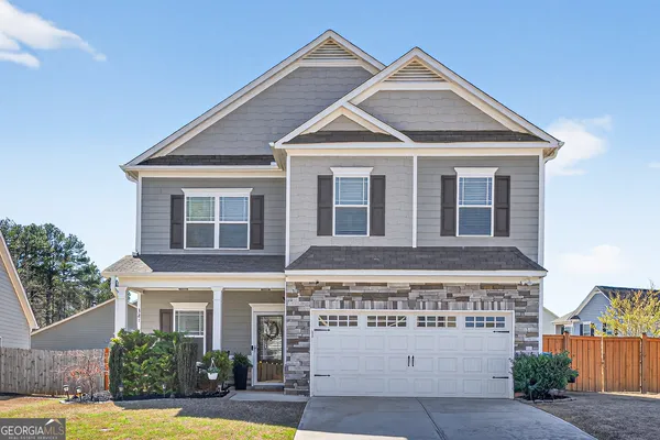 321 EAGLES BLUFF WAY