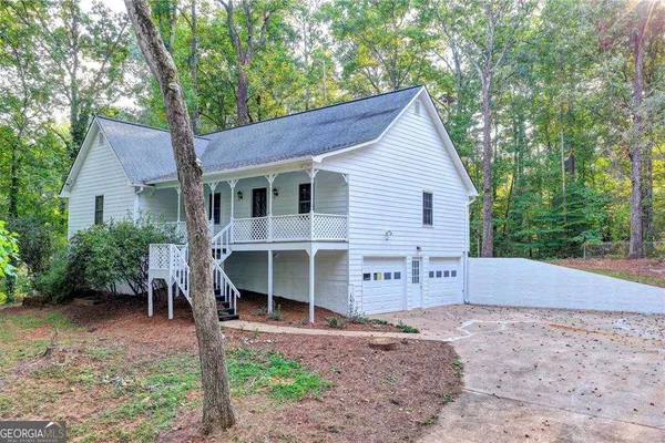 214 VALLEY BROOK DR