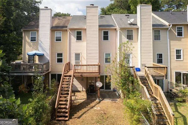 1002 WESTFIELD TRCE