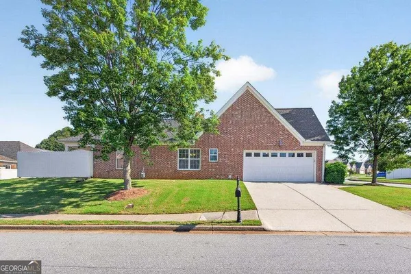 1237 LAURELWOOD LN