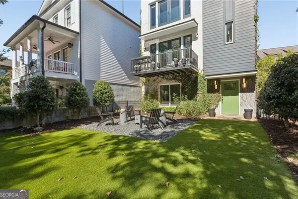 936 GLENWOOD PARK DR