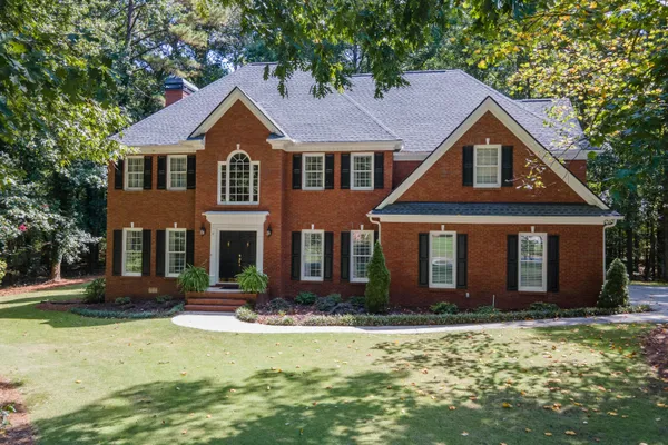 300 WEEPING WILLOW WAY