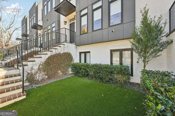 1108 BRIAR COVE CIR