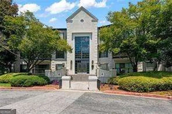 4113 PINE HEIGHTS DR