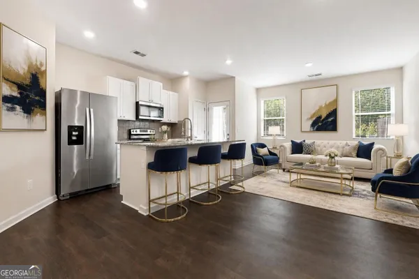 5699 UNION POINTE DR