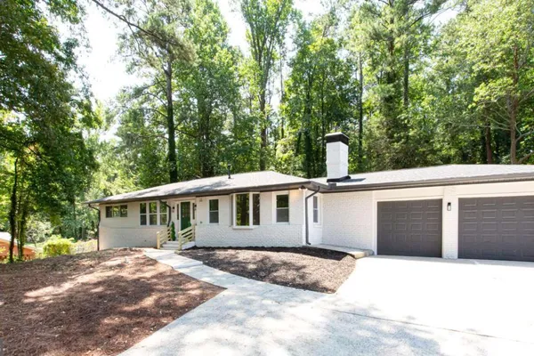 1460 LOCH LOMOND TRL