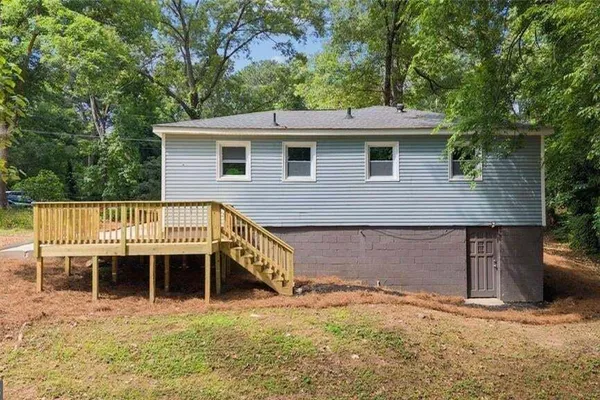 612 HICKORY TRL