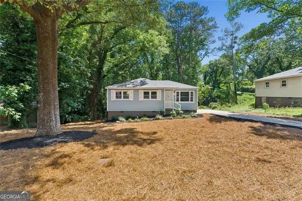612 HICKORY TRL