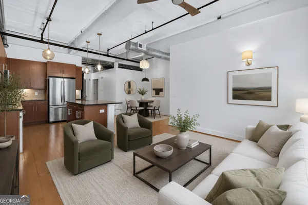 1261 CAROLINE ST 110