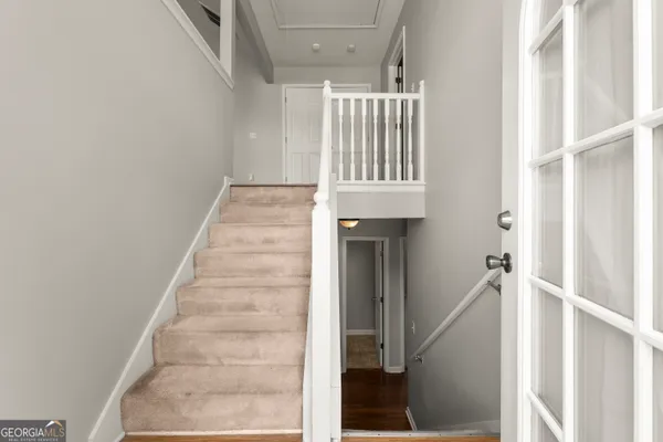 27 WATERS EDGE WAY