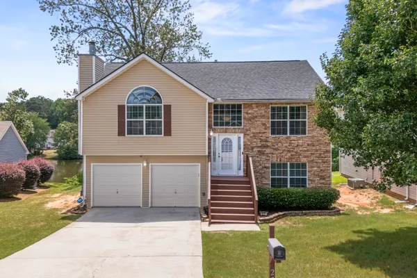 27 WATERS EDGE WAY