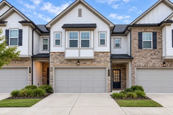 1408 BEN PARK WAY