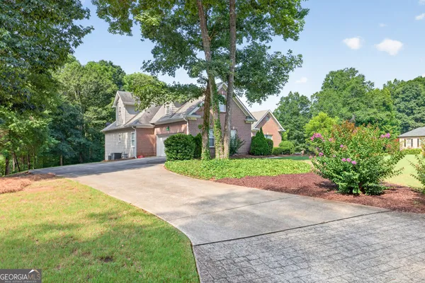 1403 LULL WATER CT