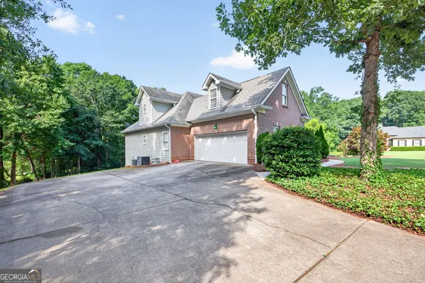 1403 LULL WATER CT