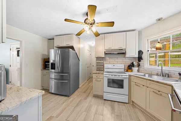 2460 ARBOUR TRACE TER