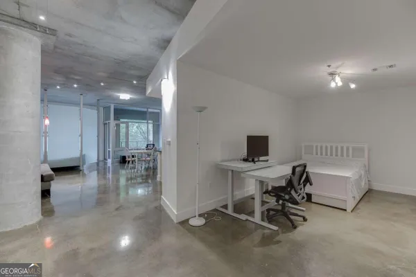 845 SPRING ST 127