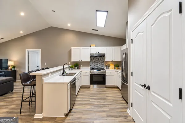 7712 AUTRY CIR 723