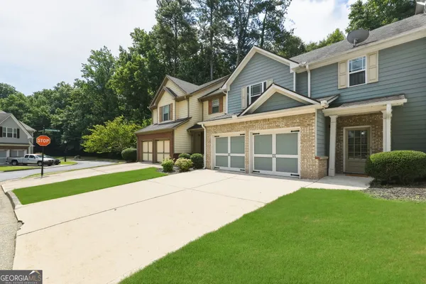 969 BROWNSTONE LN 18
