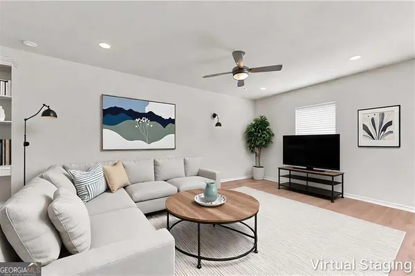 872 WALNUT CREEK CIR
