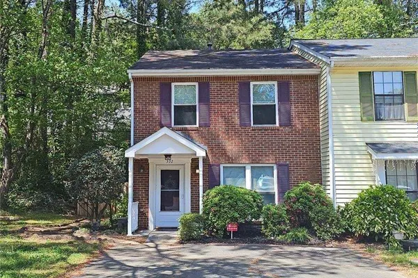 392 HAMILTON TRCE