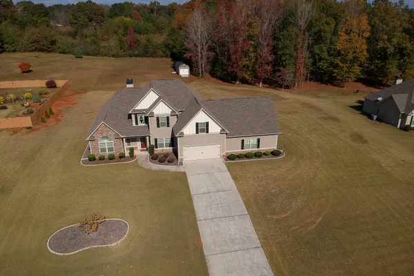110 MORELAND OAKS DR