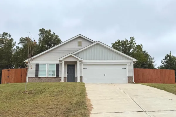 100 RED OAK DR